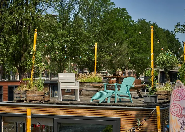 The Houseboat Family - De Pijp * 암스테르담