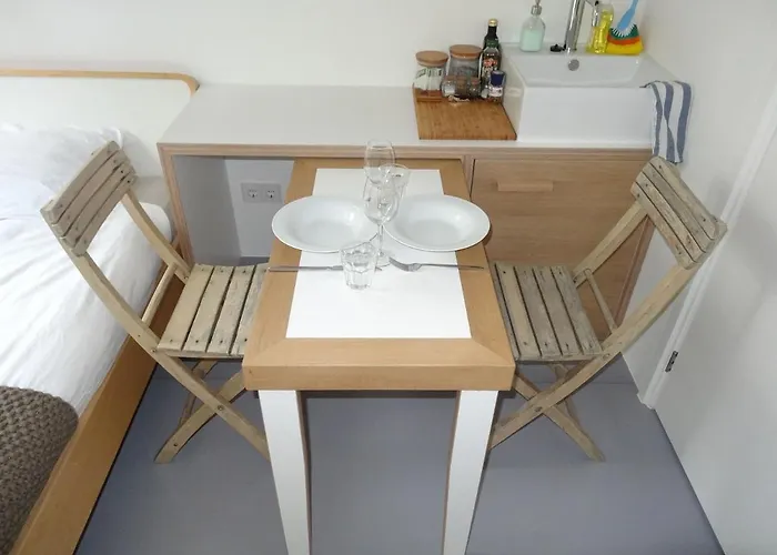 아파트 The Houseboat Family - De Pijp 암스테르담